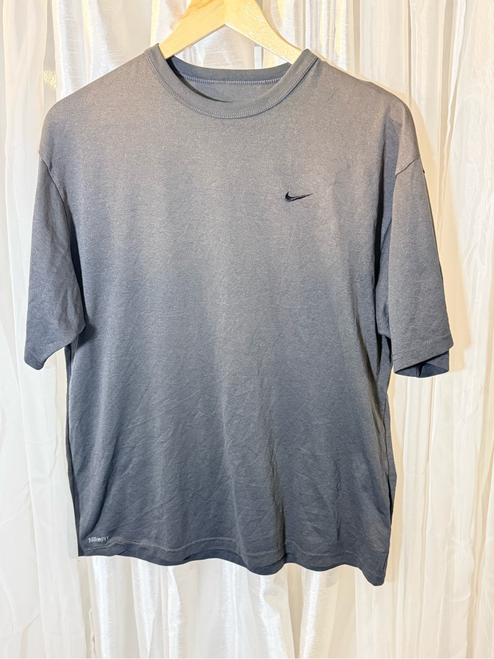 Nike Men's Heather Gray Short-Sleeve Crew Tee